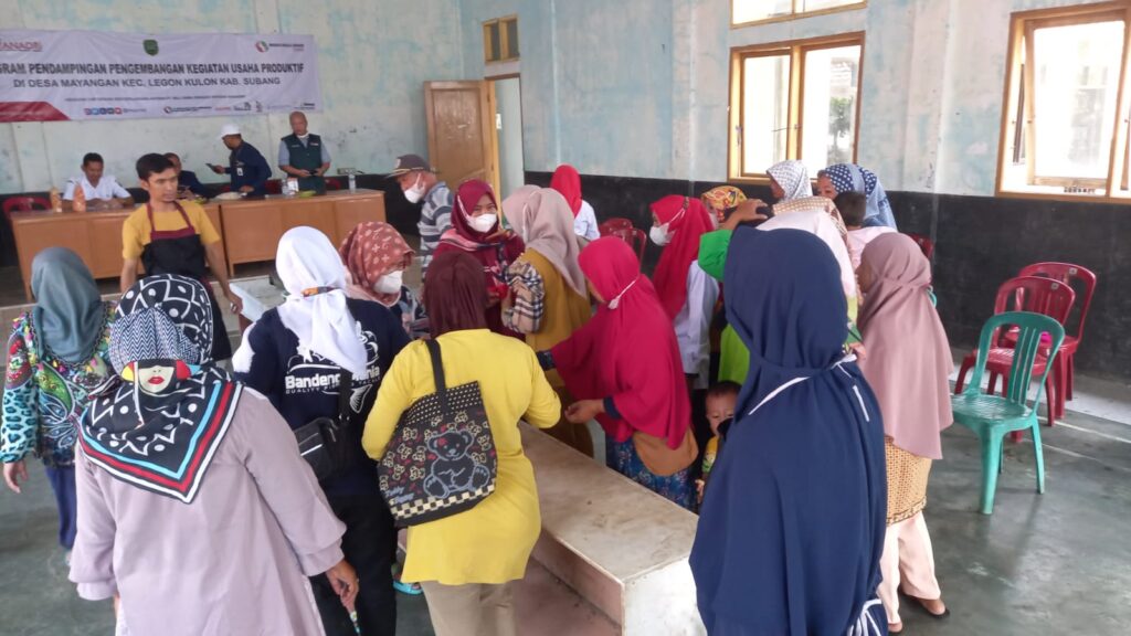 Kegiatan pendampingan masyarakat di mayangan
