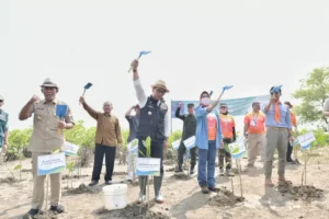 FGD Mangrove, Kolaborasi Wanadri dan DLH Provinsi Jawa Barat menghasilkan Piagam Pesisir