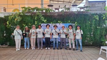 Simbolis Penanaman Mangrove Buis Beton PT. Uwu Jump
