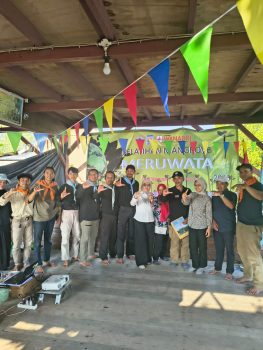 Pelatihan Mangrove: Belajar, Menanam dan Marawat